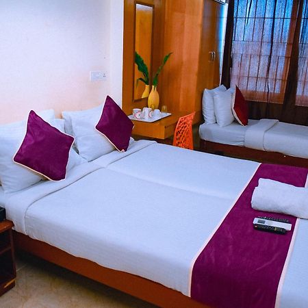Naksha Tree Hotels Kishore Inn - Koyambedu Chennai Esterno foto