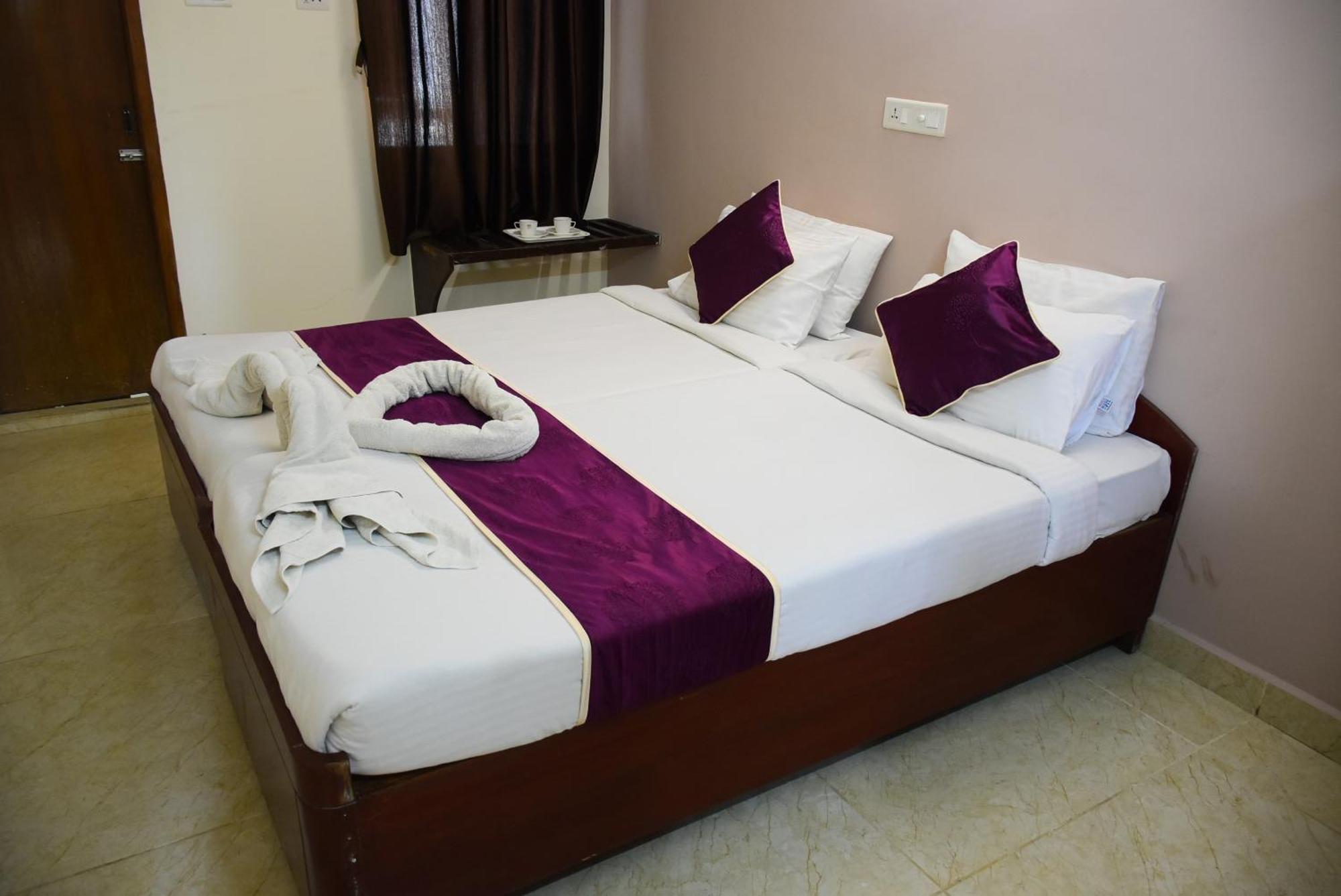 Naksha Tree Hotels Kishore Inn - Koyambedu Chennai Esterno foto