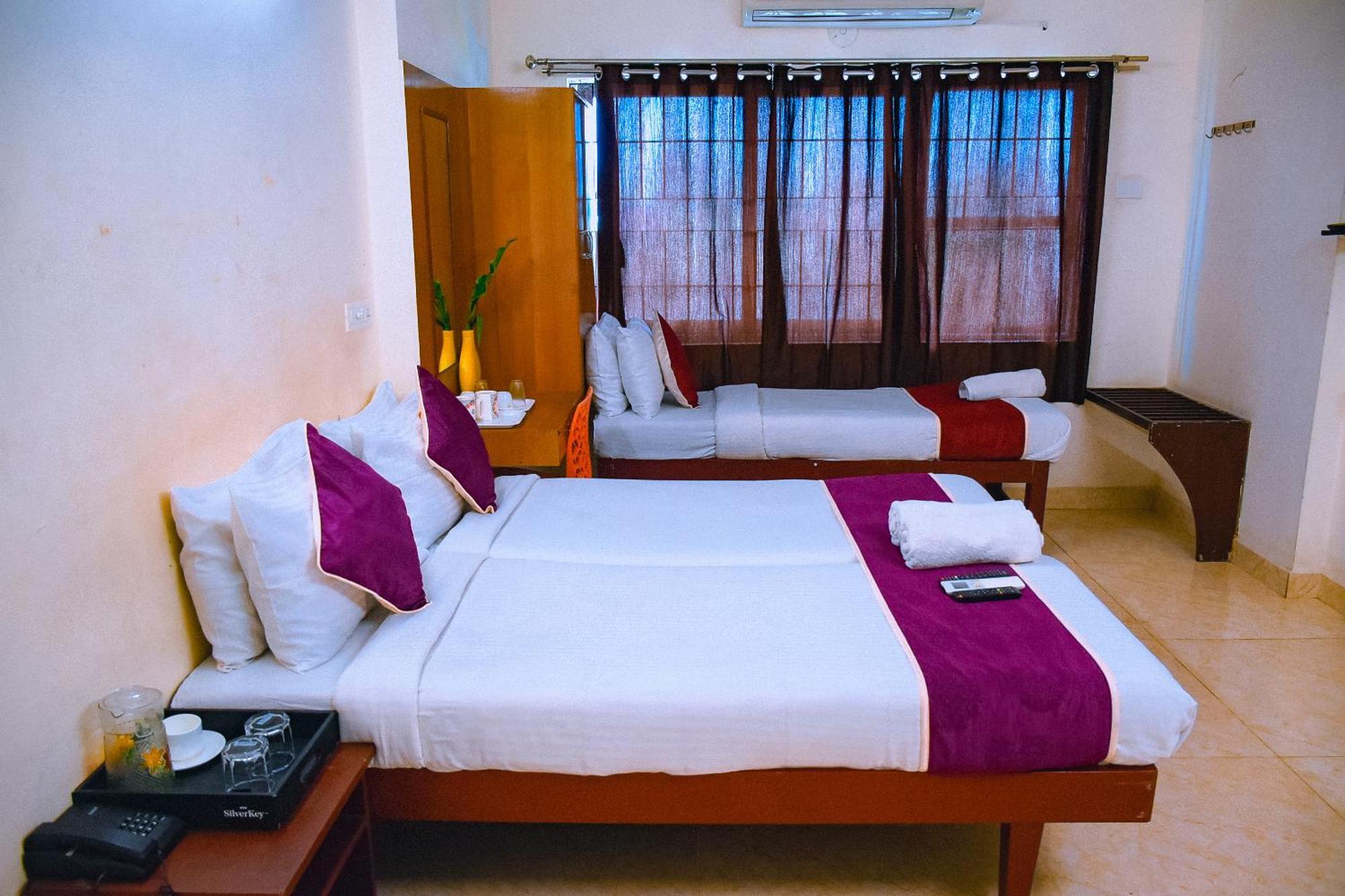 Naksha Tree Hotels Kishore Inn - Koyambedu Chennai Esterno foto